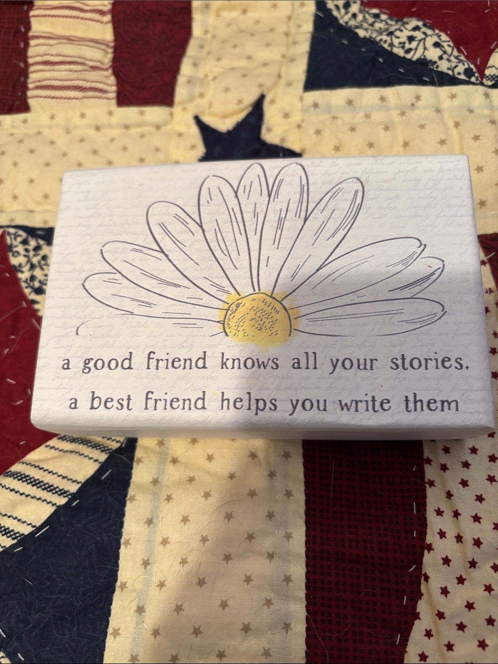 Daisy Quote Decor Plaque- White & Yellow